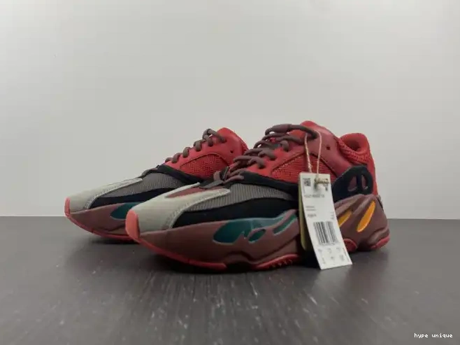 hype HQ6979 Boost Hi-Res 700 Adidas Yeezy Red 0516